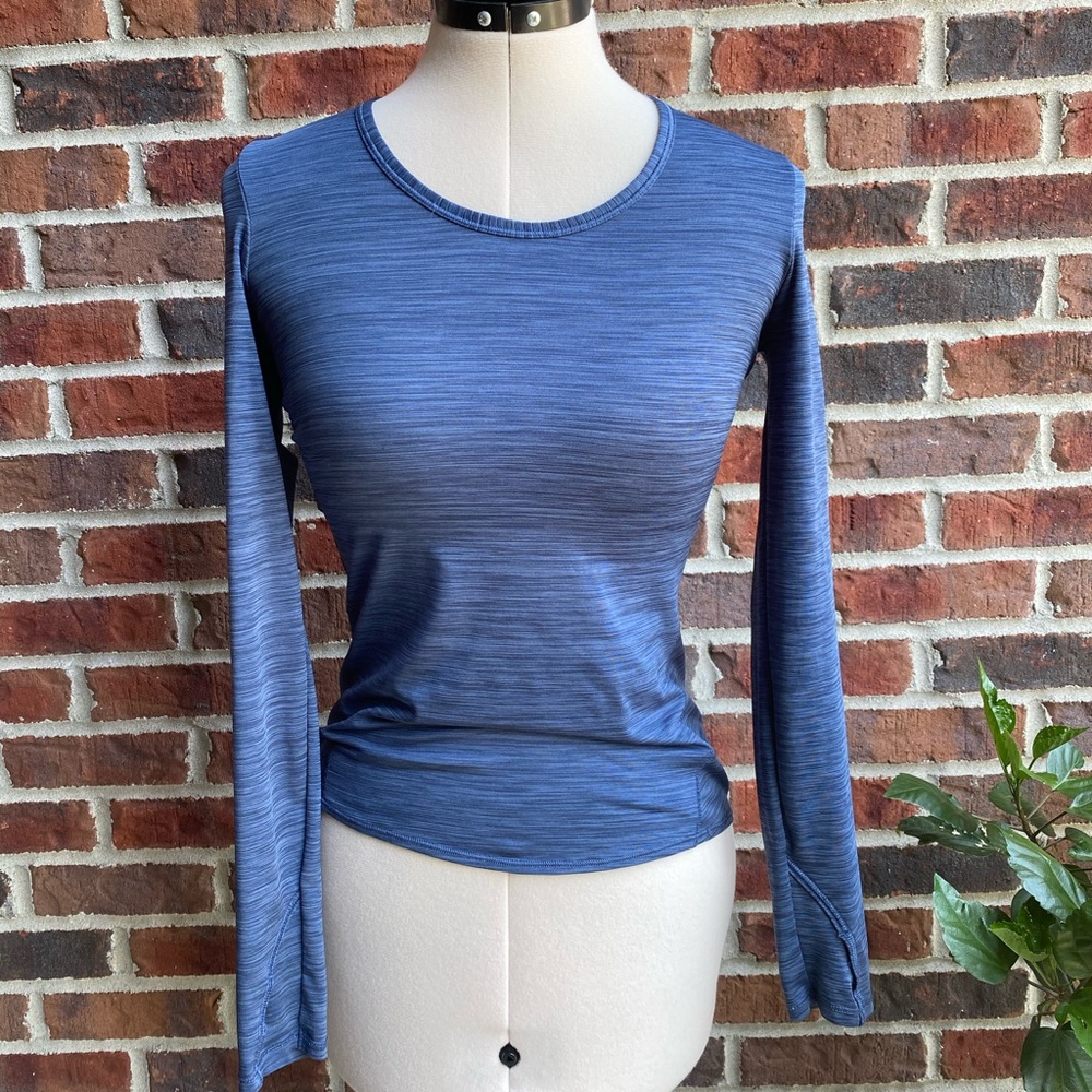 Athleta Long Sleeve Top